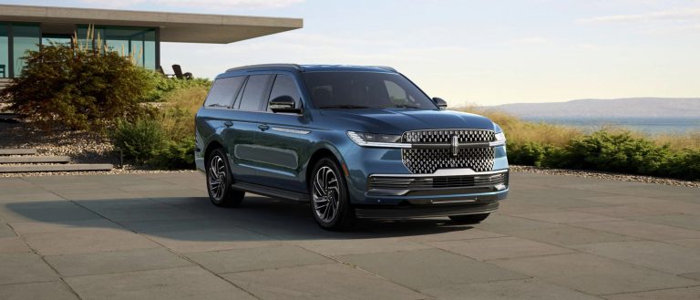2027 Lincoln Navigator